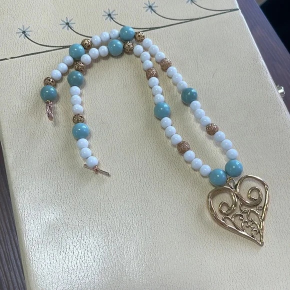 Handcrafted Sea-foam Green & White Beaded Gold Accents Heart Pendant Necklace
